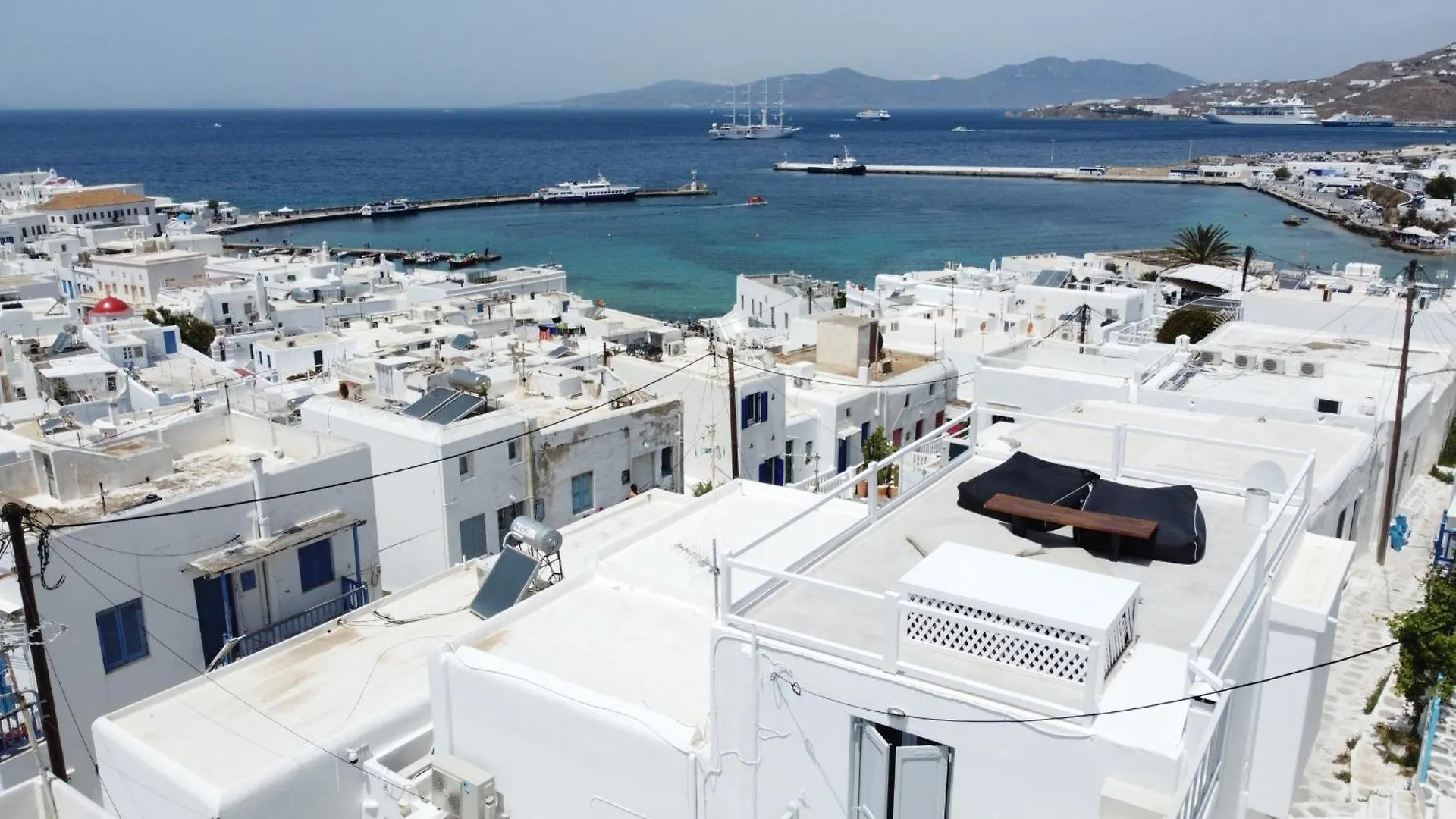 Cloe Cycladic Residence, By Mykonos High location